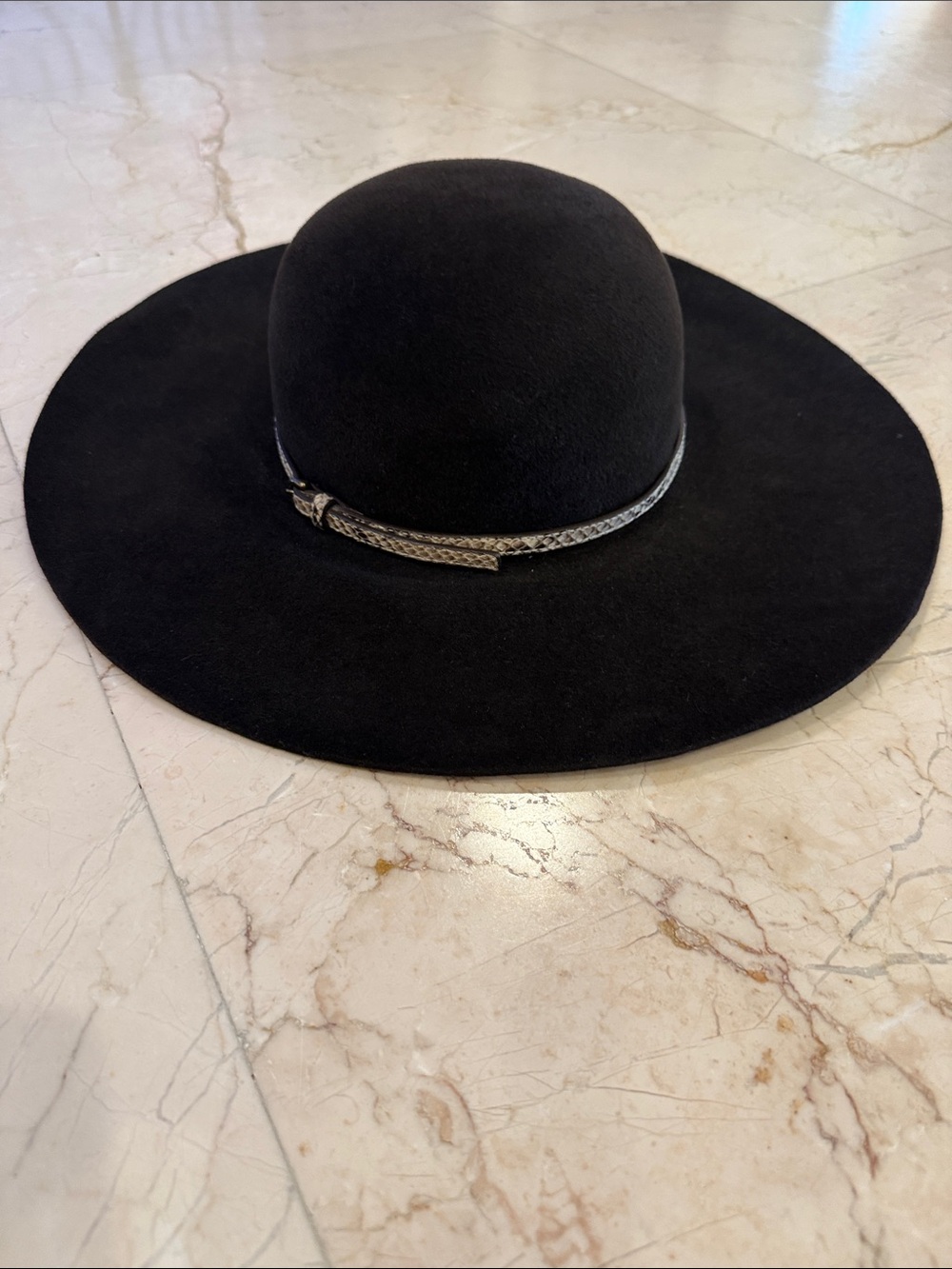 Coach Black Wide-Brim Felt Hat with Braided Silver Accent NEVER WORN
